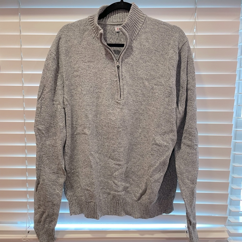 Izod 1/4 zip Mens sweater Size Large